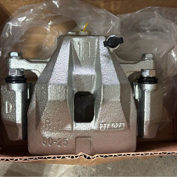 NWT PowerStop L3200 Replacement Brake Caliper for Toyota Tacoma 2005-2015 Part - Picture 2 of 5